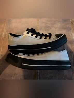 Converse Chuck Taylor All Star Low CTAS Pro size 9.5